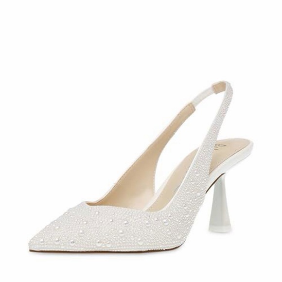 Betsey Johnson Women's Clark Pump, Ivory, 9.5 Wide- wore once basically new - Picture 4 of 11